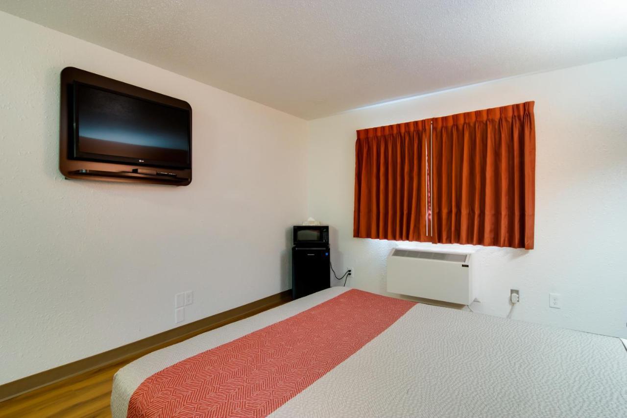 Motel 6 Kerrobert, Sk Exterior photo